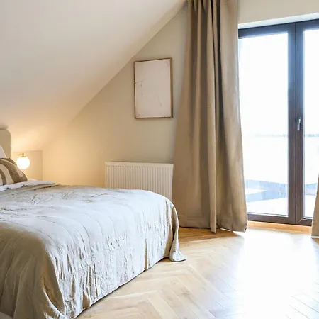 ヴィラ Checz - Nad Jeziorem Karsinskim