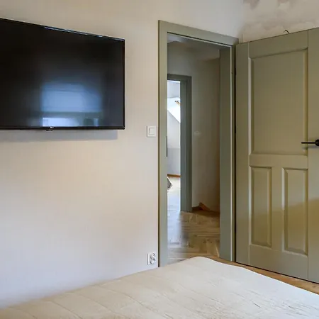 Checz - Nad Jeziorem Karsinskim ヴィラ *