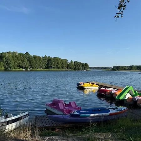Checz - Nad Jeziorem Karsinskim Villa Swornegacie