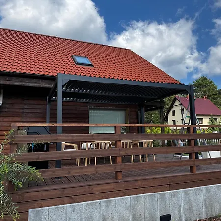 Vila Checz - Nad Jeziorem Karsinskim *