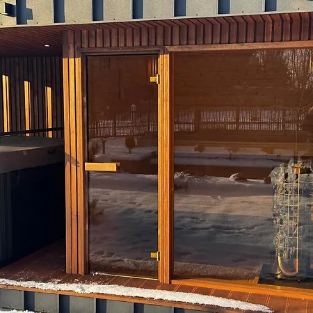 Checz - Nad Jeziorem Karsinskim فيلة سورنيغاسي