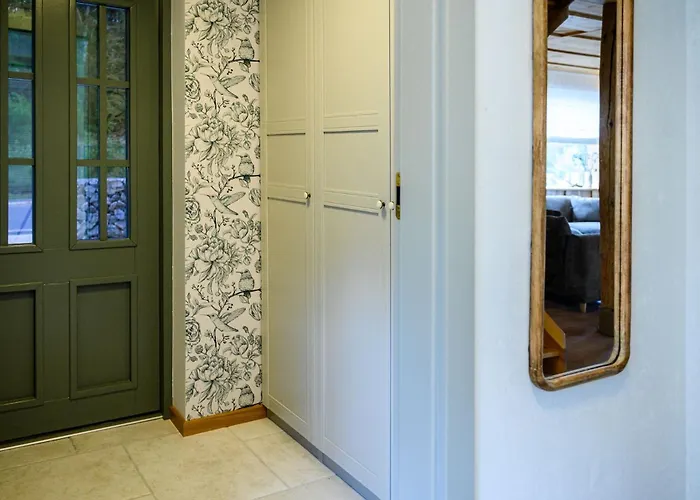 Checz - Nad Jeziorem Karsinskim فيلة سورنيغاسي