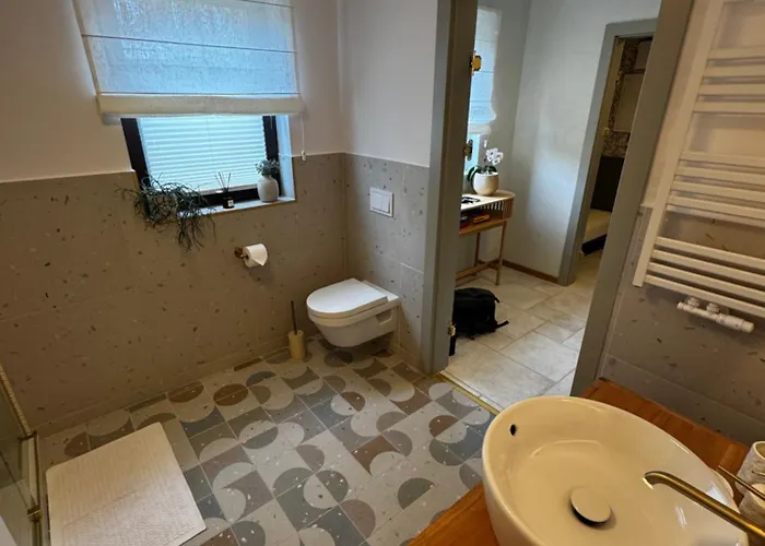 Checz - Nad Jeziorem Karsinskim فيلة