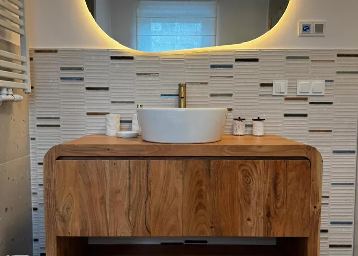 Checz - Nad Jeziorem Karsinskim 别墅